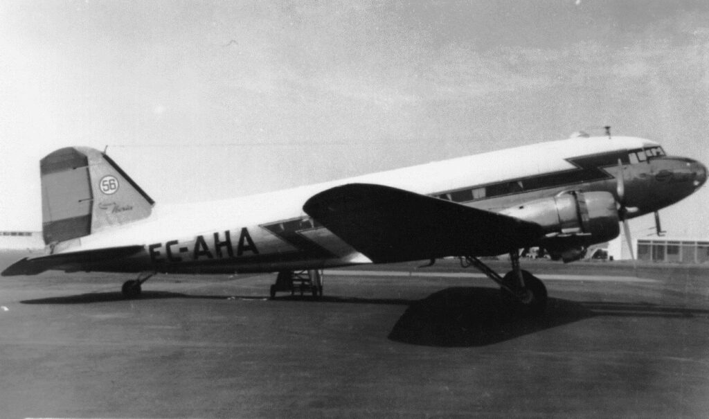 El avión que renació del glaciar