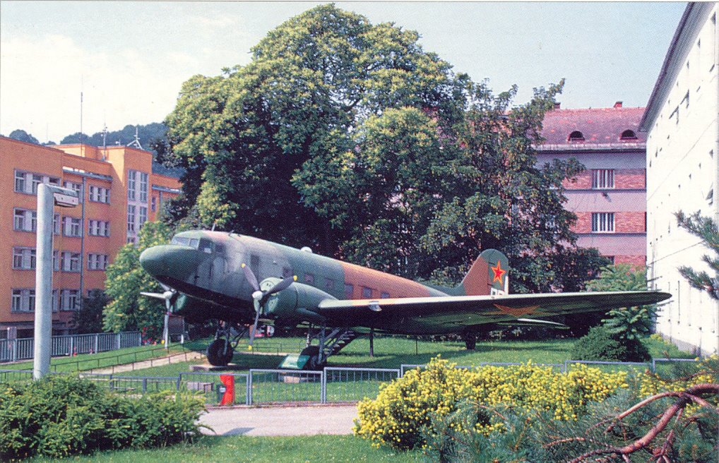 Lisunov Li-2, versión soviética del legendario Douglas DC-3