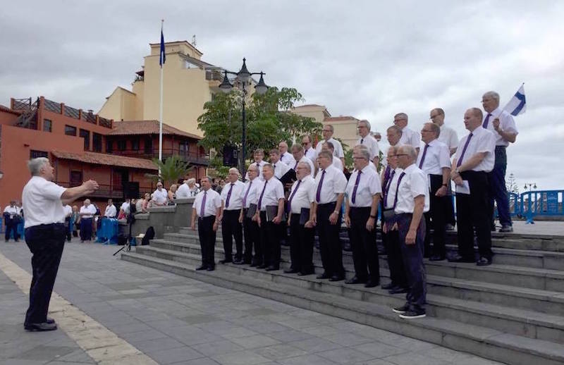 El coro masculino del Club Finlandia, en su actuación