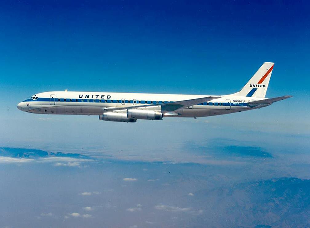 Cosas bellas de la aviación: Douglas Super DC-8/62
