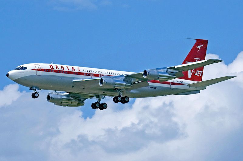 Cuando John Travolta volaba en su propio Boeing B-707