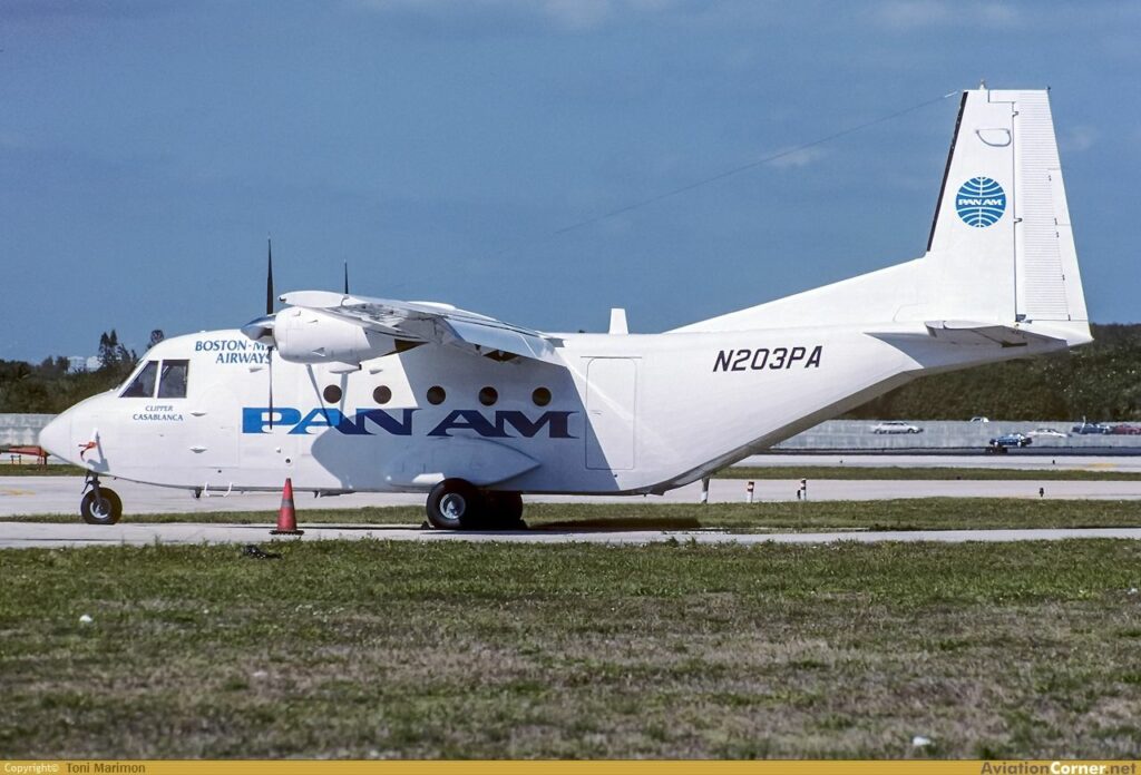 Un Aviocar español volando para la “reencarnación” de Pan Am