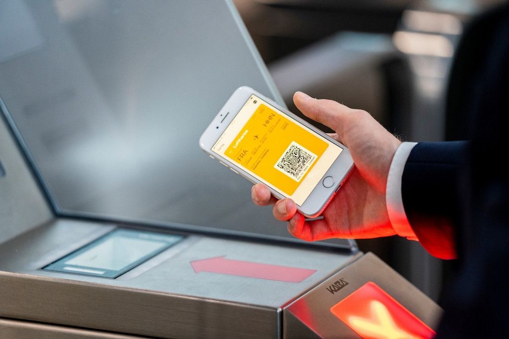 Lufthansa implanta el “check-in” digital que incluye vacunación
