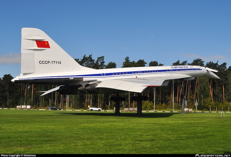 El histórico Tupolev Tu-144LL existe en la base de Zhukovski