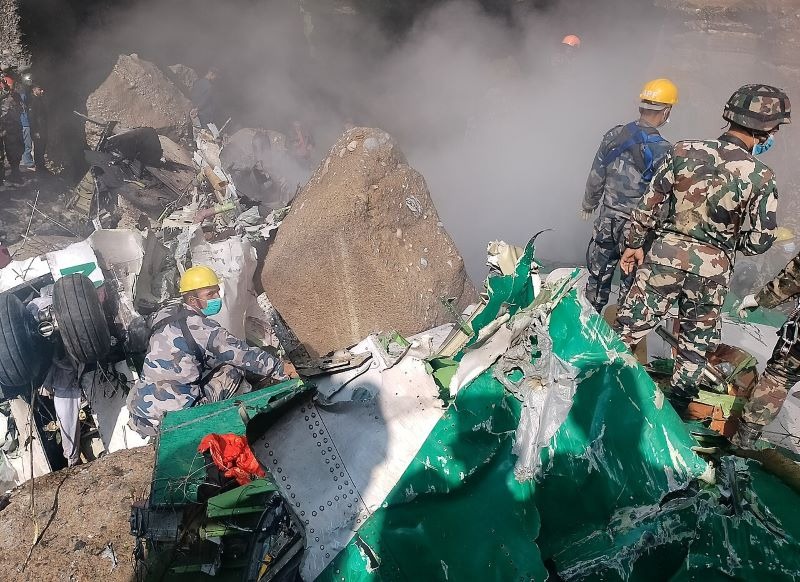 Un avión ATR-72 de Yeti Airlines se estrella en Nepal