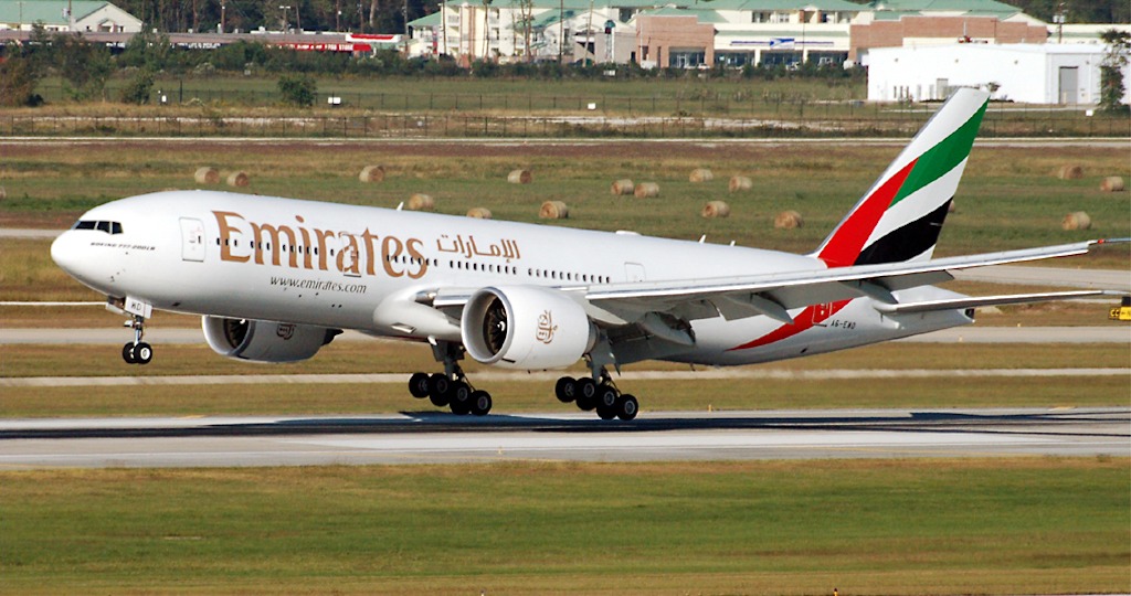 Emirates encarga 90 aviones Boeing B-777-8 y B-777-9