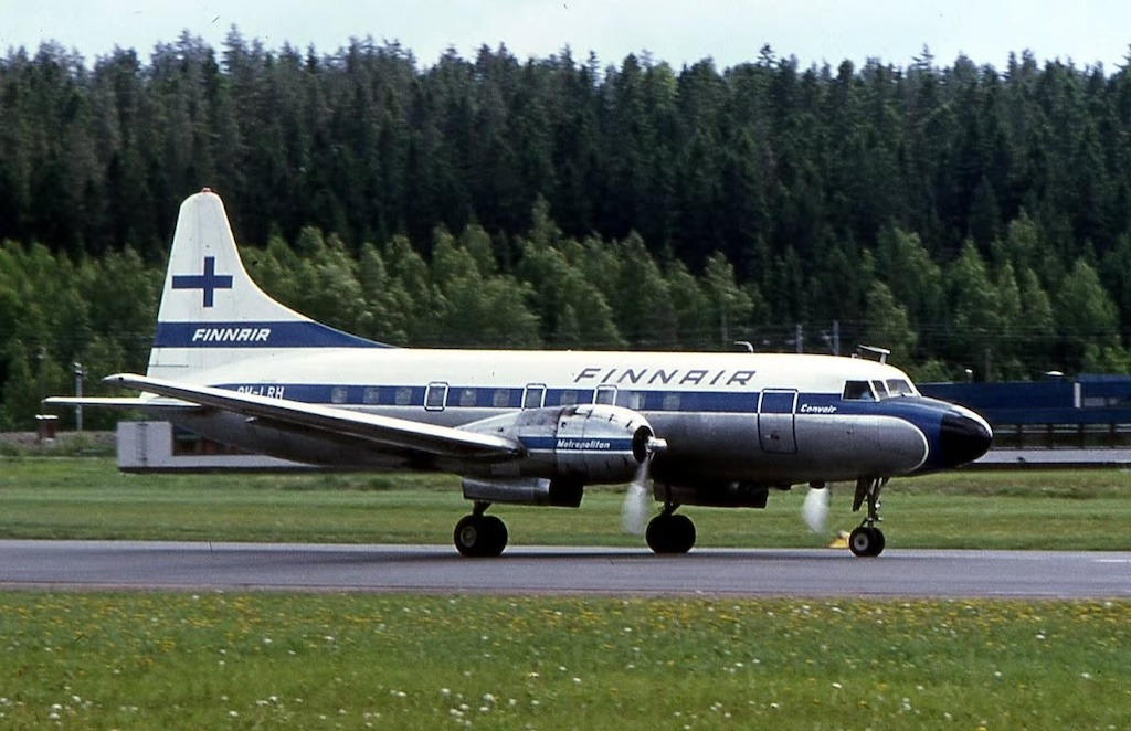 La elegante librea de Finnair en el avión bimotor Convair CV 440 Metropolitan
