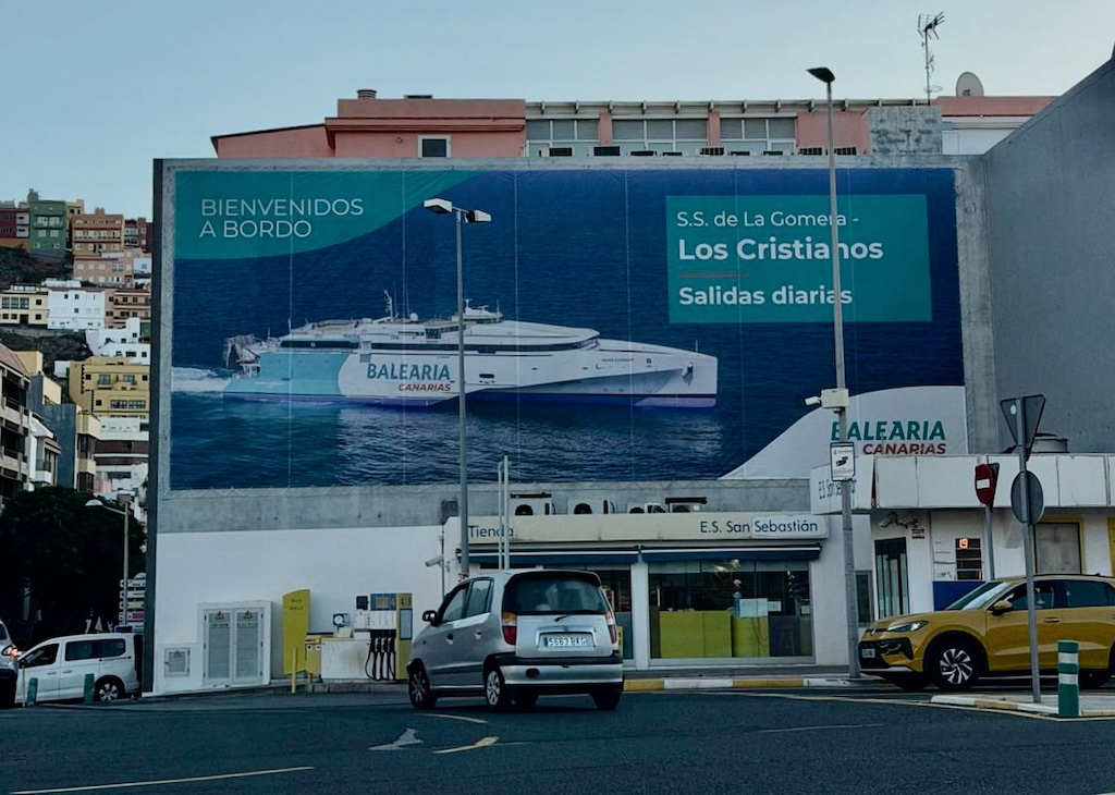 Baleària Canarias cautiva y consolida su posición en la línea de La Gomera